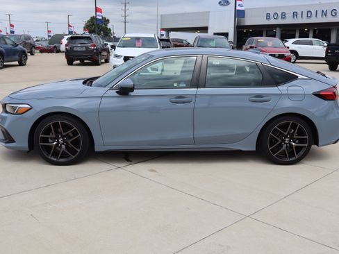 Used 2023 Honda Civic Sport Touring image 8