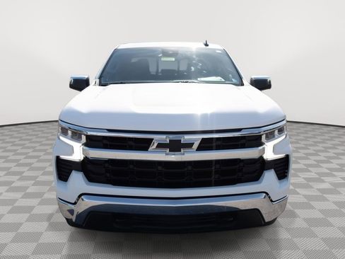 Used 2023 Chevrolet Silverado 1500 LT w/ Leather Package AWD/4WD image 2