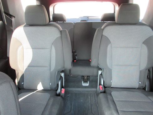 Certified 2023 Chevrolet Traverse LT w/ LPO, Floor Liner Package AWD/4WD image 10