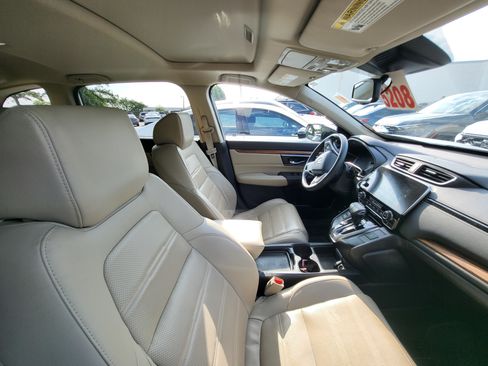 Used 2017 Honda CR-V Touring image 8