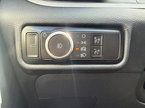 Certified 2023 Ford Explorer XLT w/ Equipment Group 202A AWD/4WD image 21
