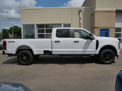 Used 2024 Ford F250 XL w/ STX Appearance Package AWD/4WD image 8