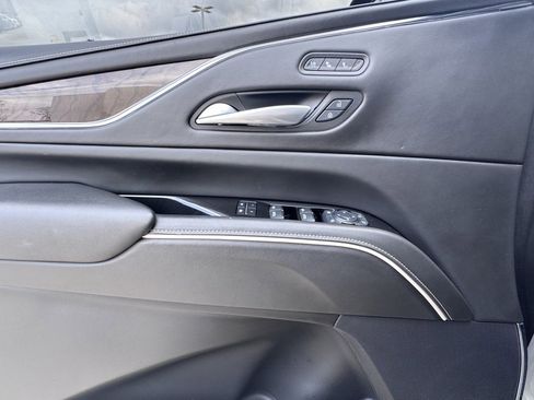 Used 2024 Cadillac Escalade Sport Platinum w/ LPO, ONYX Package image 13