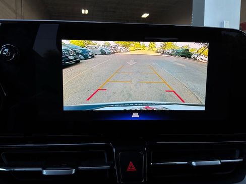 Used 2025 Chevrolet TrailBlazer LT FWD image 29