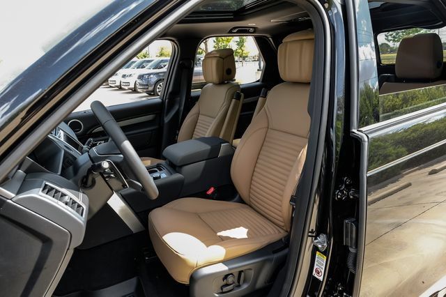 New 2026 Land Rover Discovery Limited Edition AWD/4WD image 45
