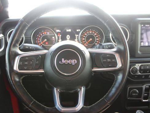 Used 2021 Jeep Wrangler Unlimited Sahara w/ LED Lighting Group AWD/4WD image 33
