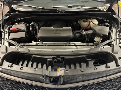 Certified 2025 Cadillac Escalade ESV Sport Platinum w/ LPO, Floor Liner Package AWD/4WD image 23