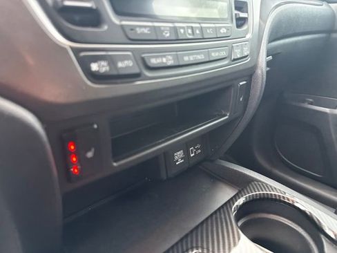 Used 2022 Honda Pilot EX-L image 27