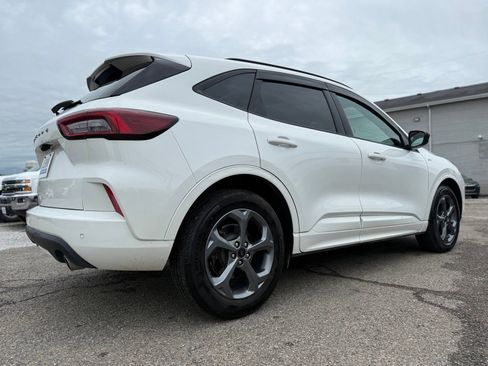 Used 2024 Ford Escape ST-Line w/ Tech Pack #1 FWD image 8