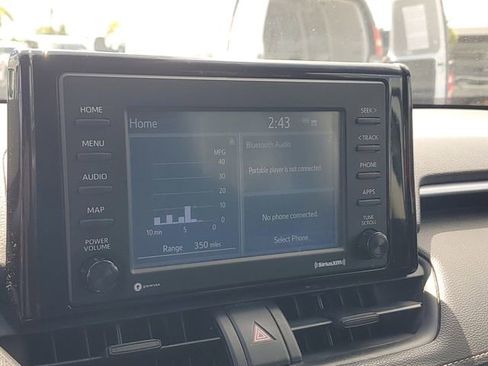 Used 2021 Toyota RAV4 LE FWD image 25