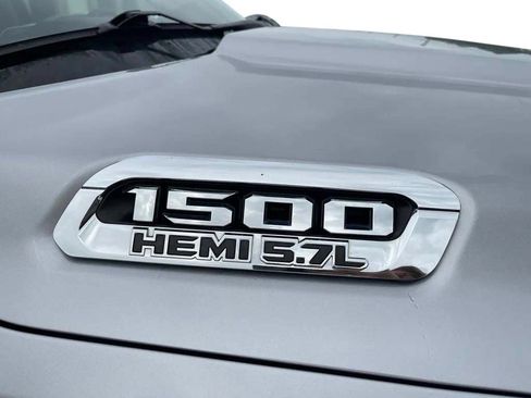 Used 2020 RAM 1500 Big Horn AWD/4WD image 11