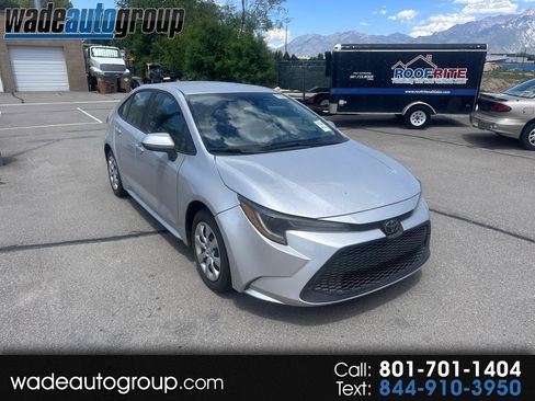 Used 2022 Toyota Corolla LE FWD image 1
