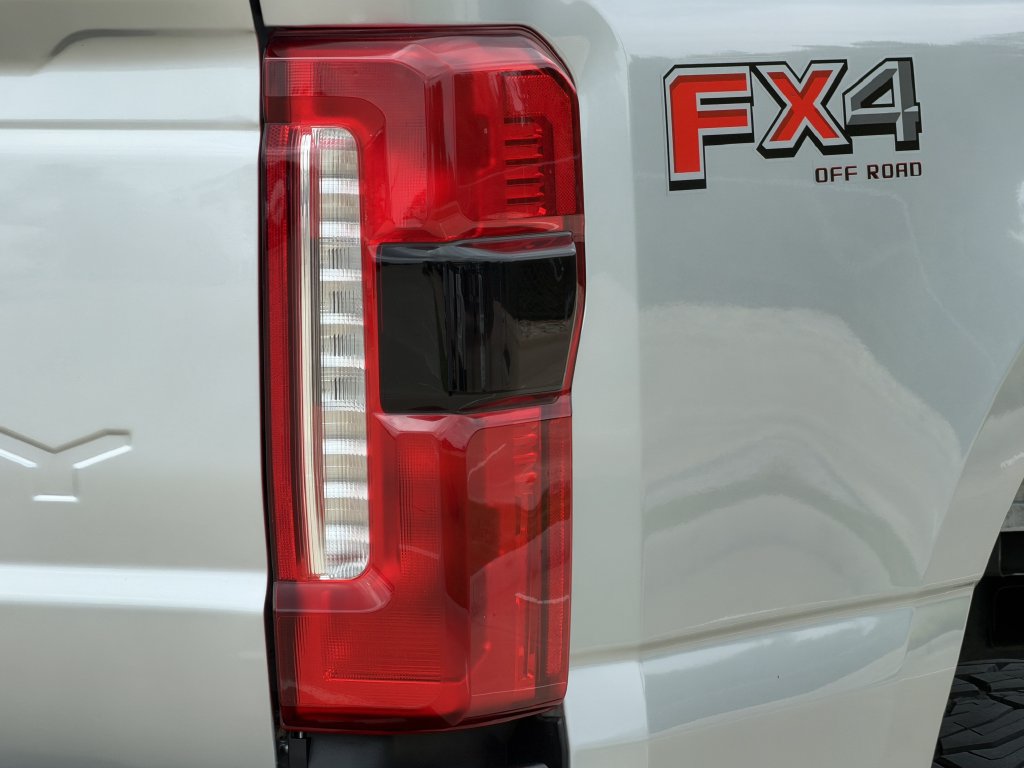 Used 2024 Ford F250 XL w/ STX Appearance Package AWD/4WD image 11