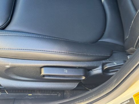 Used 2019 MINI Cooper S w/ Premium Package image 16