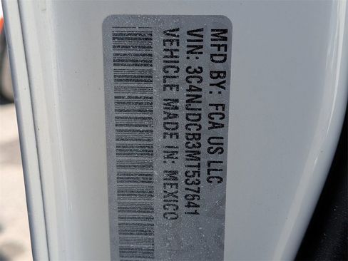 Used 2021 Jeep Compass Limited image 26