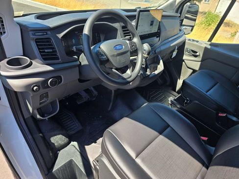 New 2026 Ford Transit 250 148 High Roof RWD image 2