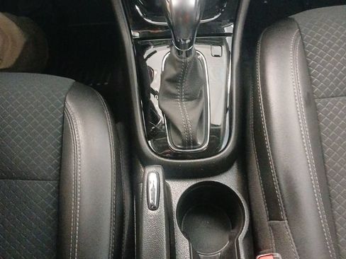 Used 2022 Buick Encore Preferred w/ Safety Package AWD/4WD image 19