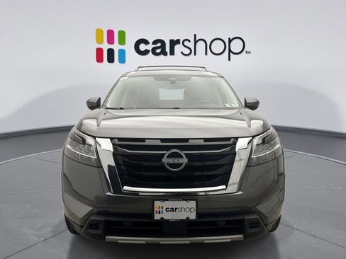 Used 2023 Nissan Pathfinder SL w/ SL Premium Package AWD/4WD image 8
