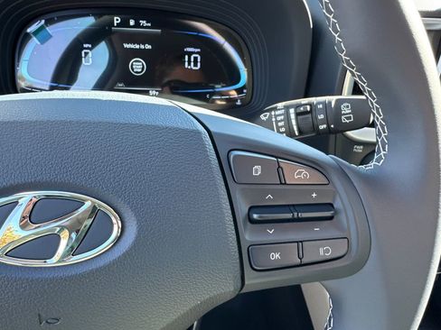 New 2026 Hyundai Venue SEL image 15