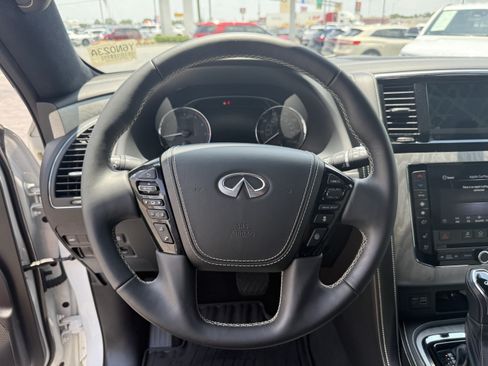Used 2020 INFINITI QX80 Limited w/ All-Season Package AWD/4WD image 18