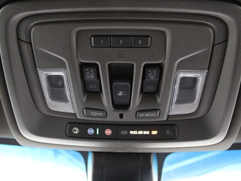 Used 2022 GMC Sierra 2500 Denali image 26