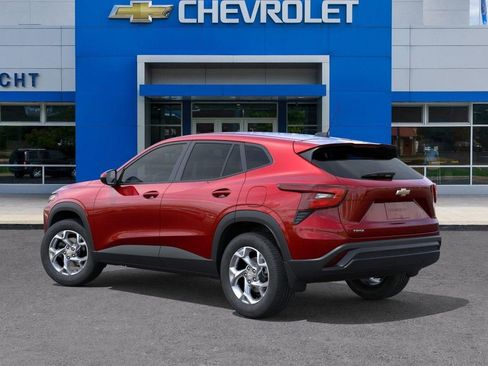 New 2026 Chevrolet Trax LS image 3