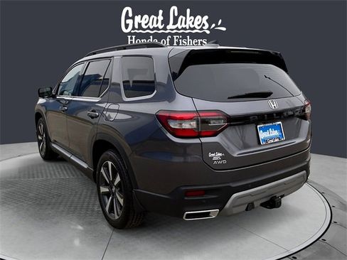 Used 2023 Honda Pilot Elite image 3