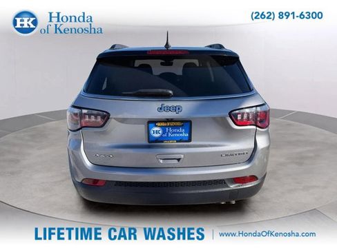 Used 2018 Jeep Compass Limited image 6