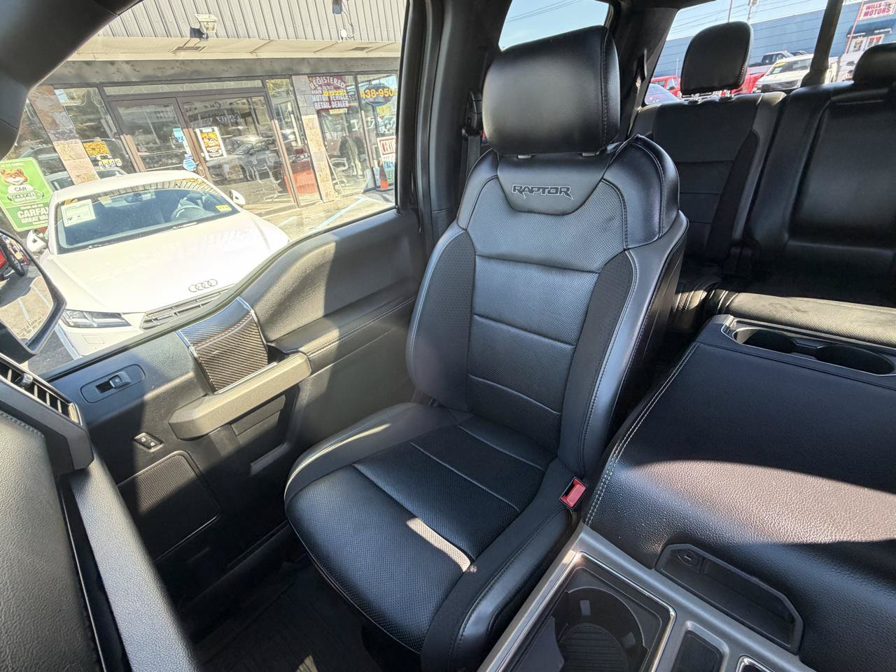 Used 2020 Ford F150 Raptor w/ Equipment Group 802A Luxury AWD/4WD image 37