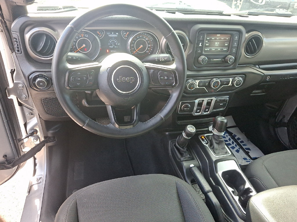 Used 2018 Jeep Wrangler Sport AWD/4WD image 12
