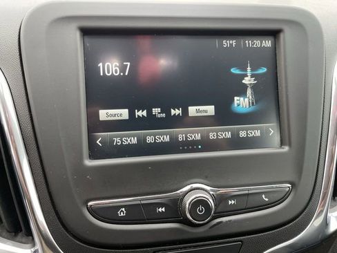 Used 2018 Chevrolet Equinox LT image 16