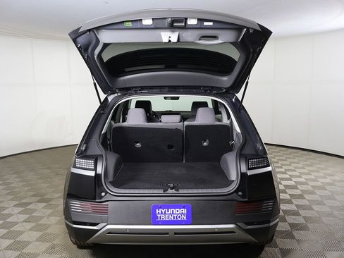 Used 2022 Hyundai Ioniq 5 SE w/ Cargo Package RWD image 15