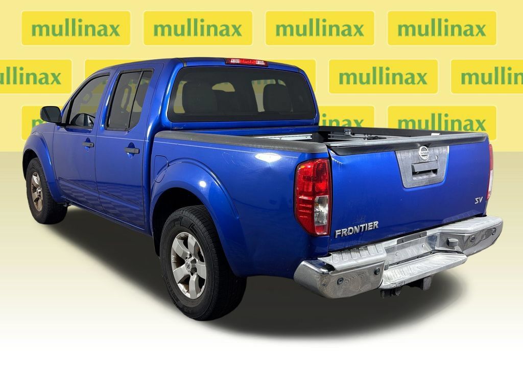 Used 2013 Nissan Frontier SV w/ SV Value Truck Pkg RWD image 11