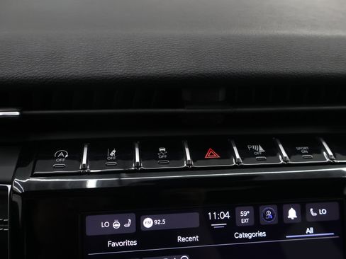 Used 2023 Jeep Grand Cherokee Altitude AWD/4WD image 59