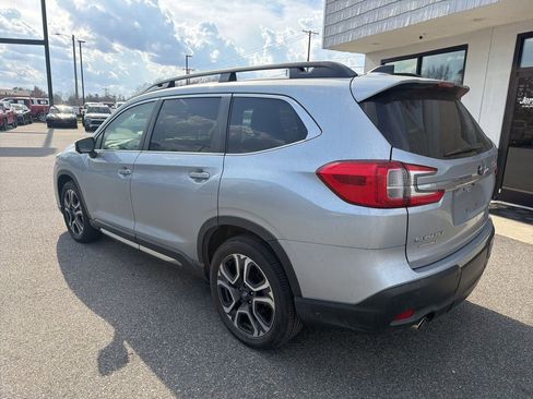 Used 2023 Subaru Ascent Limited w/ Technology Package image 6