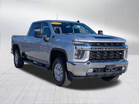 Certified 2022 Chevrolet Silverado 3500 LT w/ Convenience Package image 8
