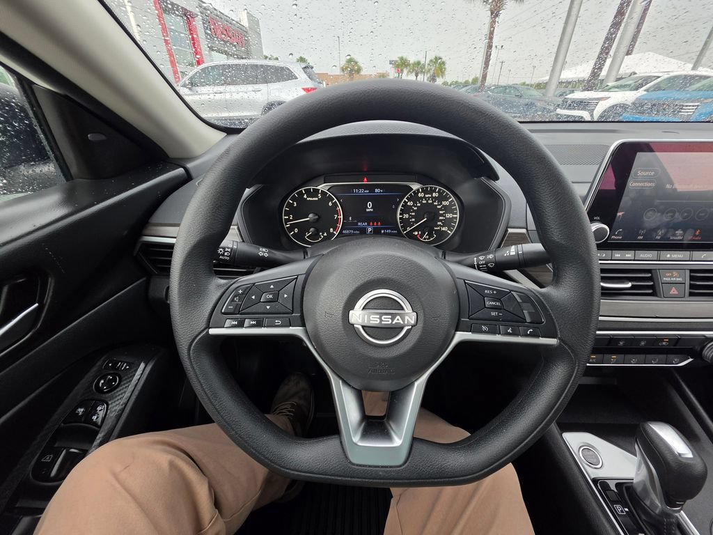 Certified 2025 Nissan Altima 2.5 SV FWD image 16