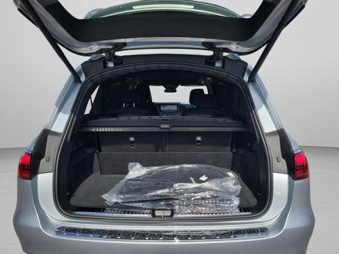 New 2026 Mercedes-Benz GLS 580 4MATIC image 5