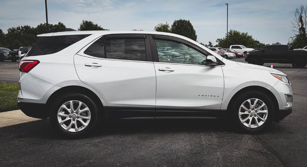 Used 2021 Chevrolet Equinox LT FWD image 24