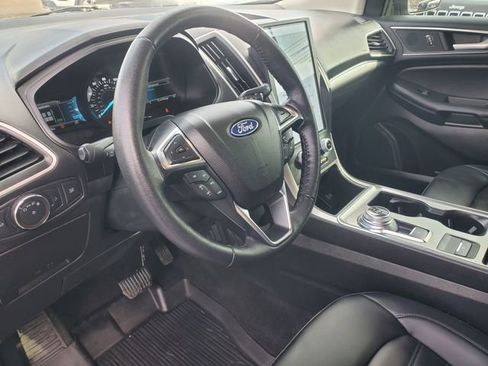 Used 2022 Ford Edge SEL image 15