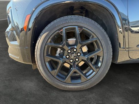 Used 2024 Chevrolet Traverse RS AWD/4WD image 4