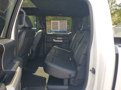Used 2022 Ford F250 Lariat w/ Lariat Ultimate Package AWD/4WD image 23