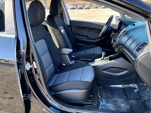 Used 2016 Kia Forte EX FWD image 16