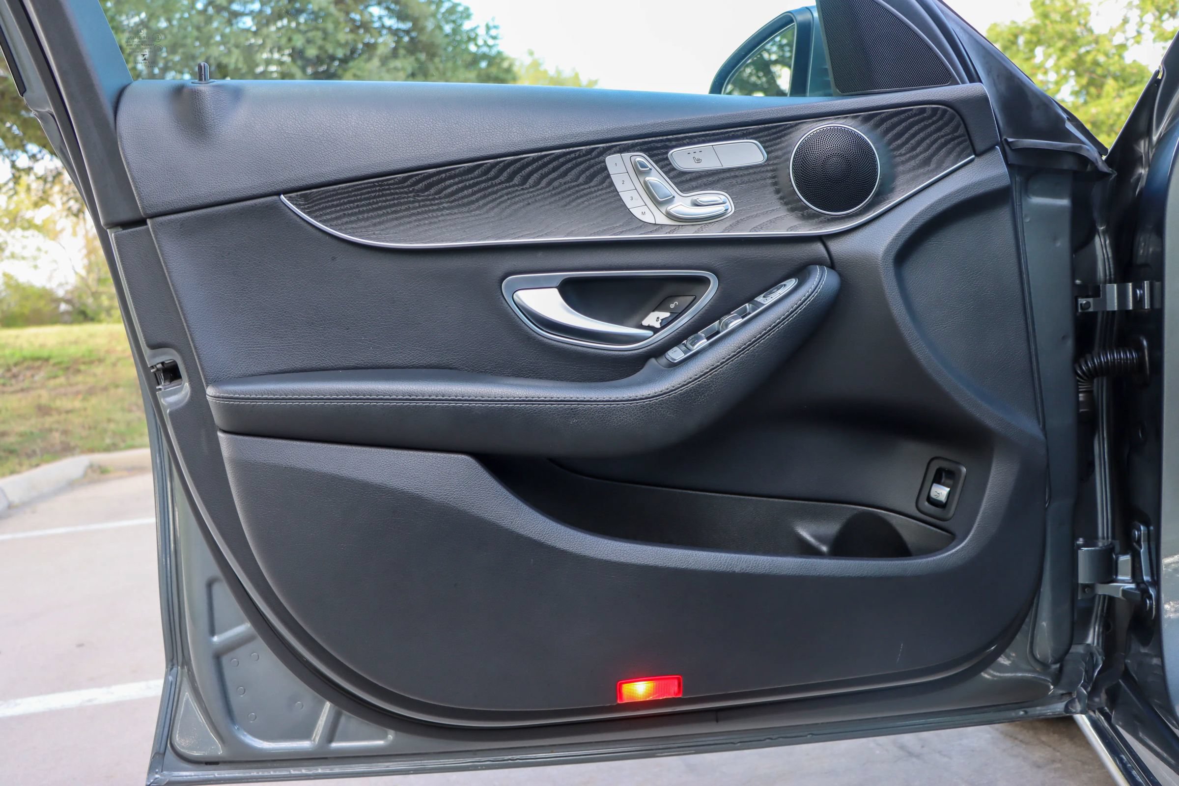 Used 2017 Mercedes-Benz C 300 4MATIC Sedan image 13