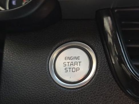 Used 2019 Kia Optima S image 33