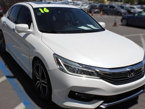 Used 2016 Honda Accord Touring image 1
