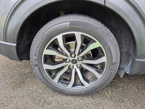 Used 2022 Ford Explorer ST-Line RWD image 13