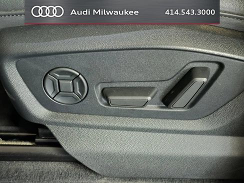 Used 2023 Audi Q7 3.0T Prestige w/ Prestige Package AWD/4WD image 20