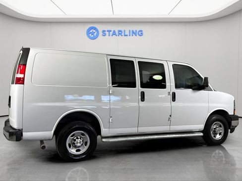 Used 2024 Chevrolet Express 2500 w/ Driver Convenience Package RWD image 15