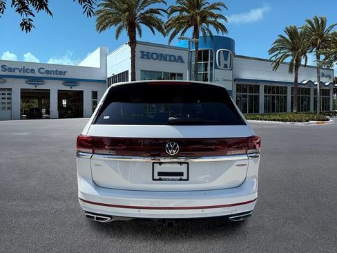 Used 2024 Volkswagen Atlas SEL Premium R-Line AWD/4WD image 7